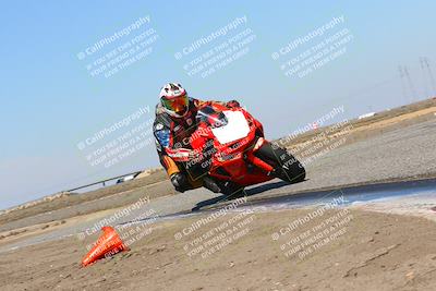 media/Mar-07-2022-Fun Track Dayz (Mon) [[9cc4a7dca7]]/Novice Group/145pm (Grapevine)/